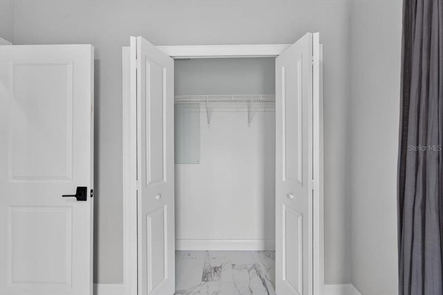 Spacious, unfurnished interior of a new home in , Tampa (Image 63).