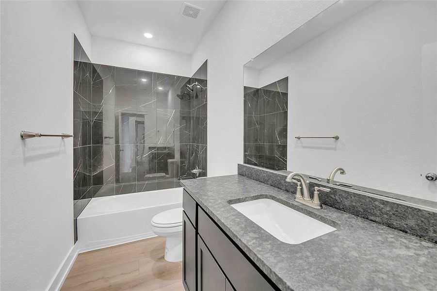 Please Note: These interior photos are not of the actual home but are of a completed one with a similar floor plan. Finishes, features, and layouts may vary. Please Note: These interior photos are not of the actual home but are of a completed one with a similar floor plan. Finishes, features, and layouts may vary.