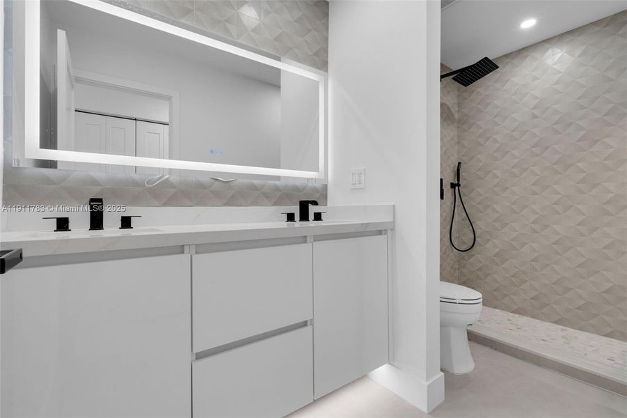 Furnished interior view inside a new home in , West Palm Beach (Image 11). Furnished interior view inside a new home in , West Palm Beach (Image 11).