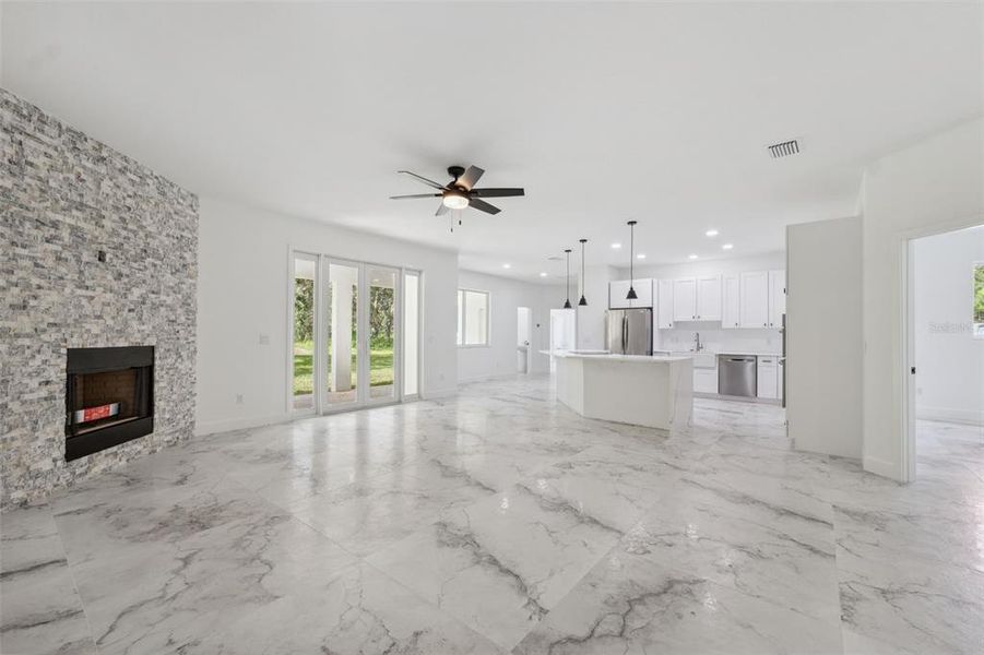 Image 44 of a home in .