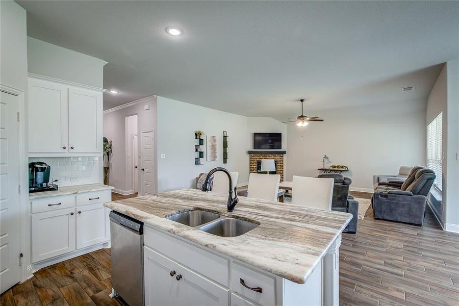 Furnished interior view inside a new home in , Lone Oak (Image 7). Furnished interior view inside a new home in , Lone Oak (Image 7).