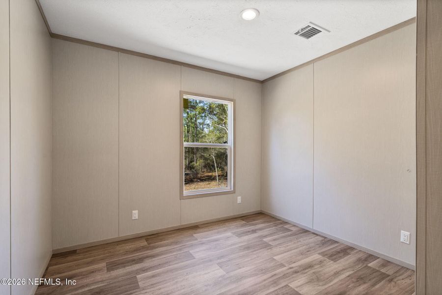 Spacious, unfurnished interior of a new home in , Keystone Heights (Image 37).
