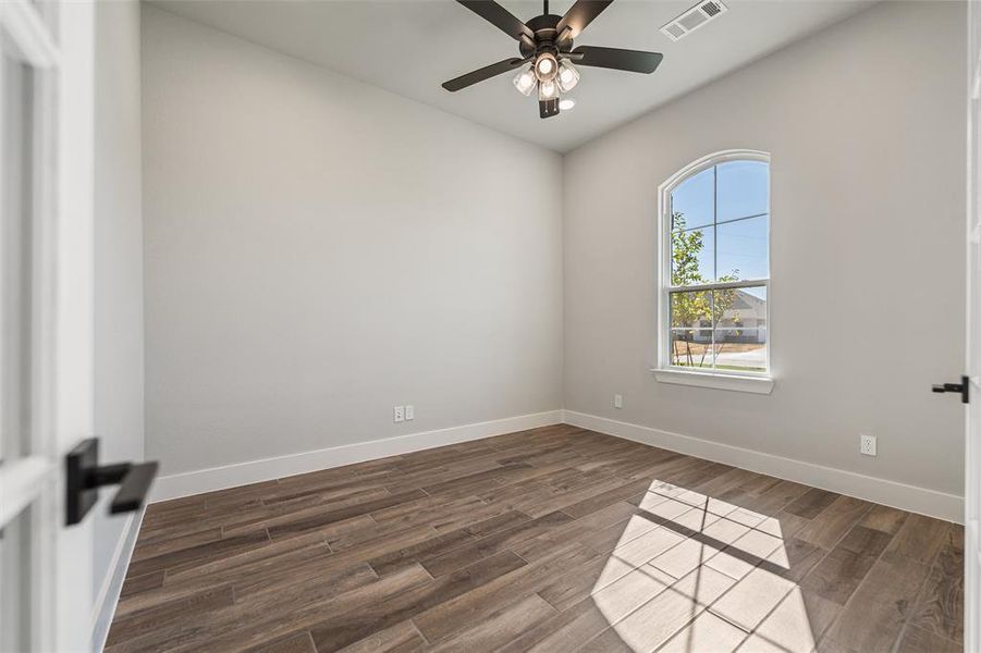 Spacious, unfurnished interior of a new home in Fannin Ranch, Leonard (Image 28). Spacious, unfurnished interior of a new home in Fannin Ranch, Leonard (Image 28).