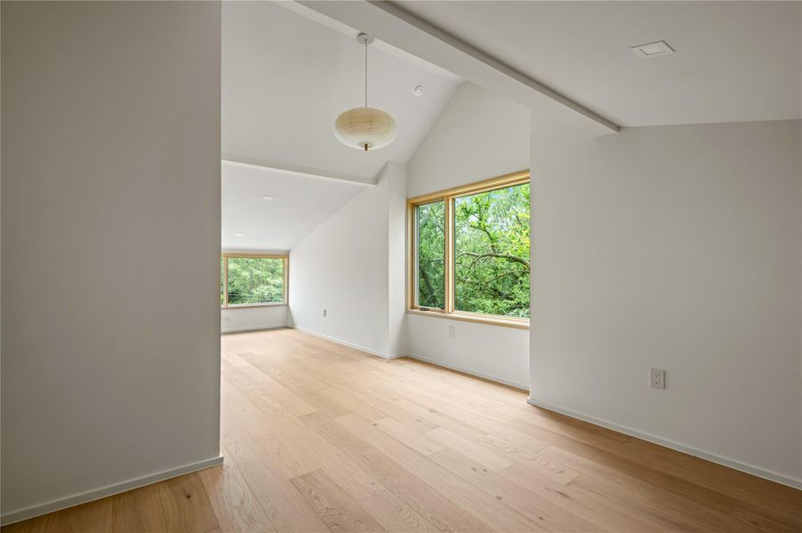 Spacious, unfurnished interior of a new home in , Austin (Image 23).