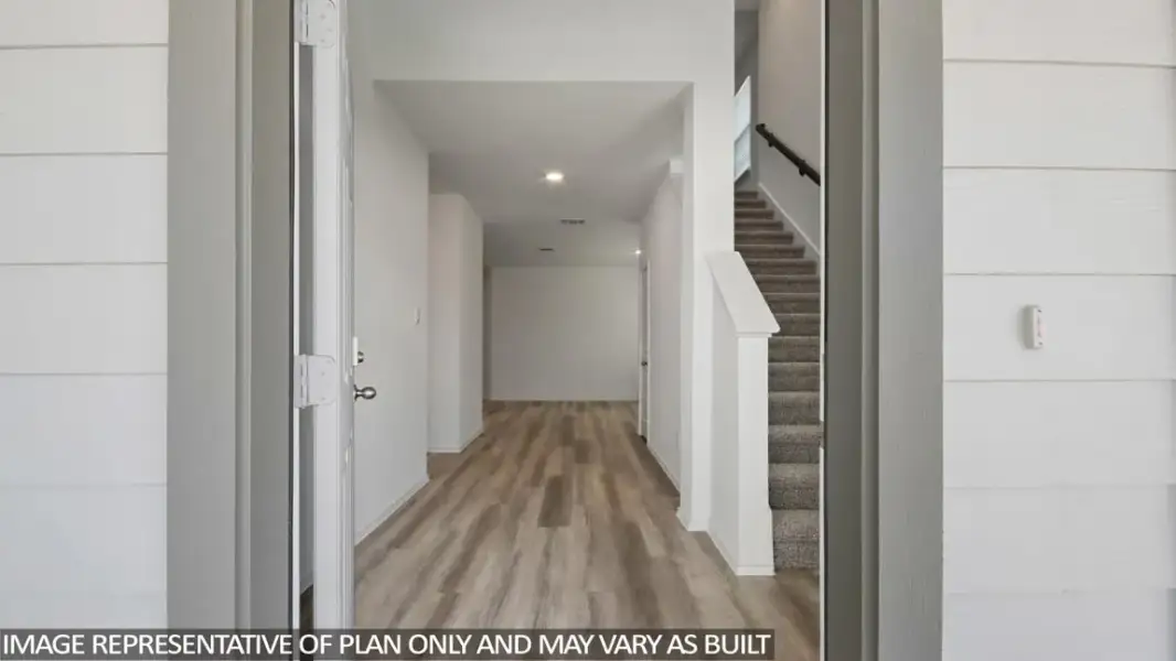 Representative unfurnished interior of a home built from the Renea by D.R. Horton in Indian Springs, Crosby (Image 10).