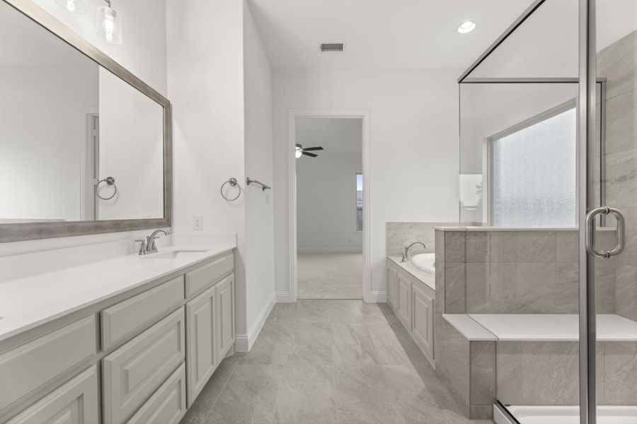 Furnished interior view inside a new home in River Ranch, Van Alstyne (Image 12).