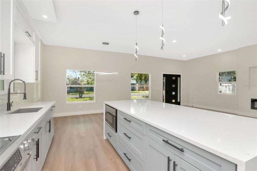 Furnished interior view inside a new home in , Gulfport (Image 11).