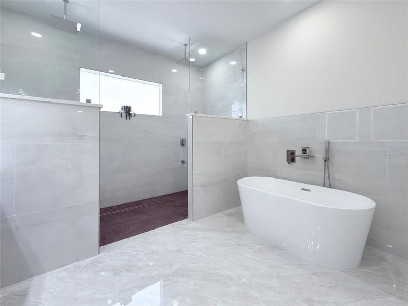 Furnished interior view inside a new home in , Port Charlotte (Image 13).