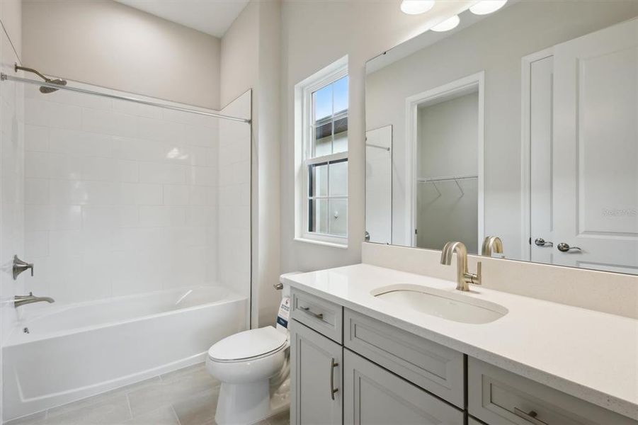 Furnished interior view inside a new home in Crestwood Estates, Valrico (Image 8).