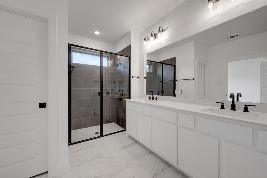 Owner's Bath