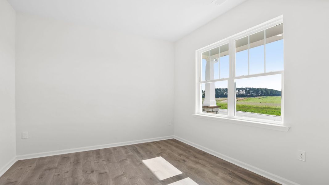 Spacious, unfurnished interior of a new home in Foxbank, Gray Court (Image 15).