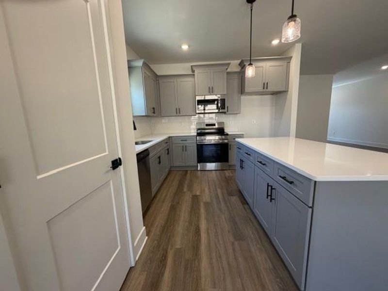Furnished interior view inside a new home in Thunder Ridge, Dawsonville (Image 6).