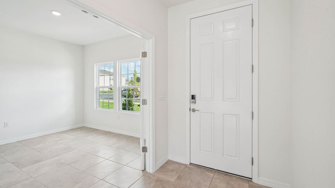Representative unfurnished interior of a home built from the Coral by D.R. Horton in Oaks Preserve, Gainesville (Image 19).