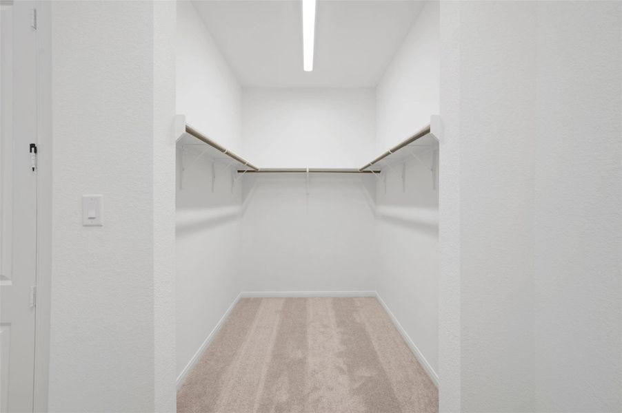 Spacious, unfurnished interior of a new home in Oakwood Estates, Waller (Image 38).