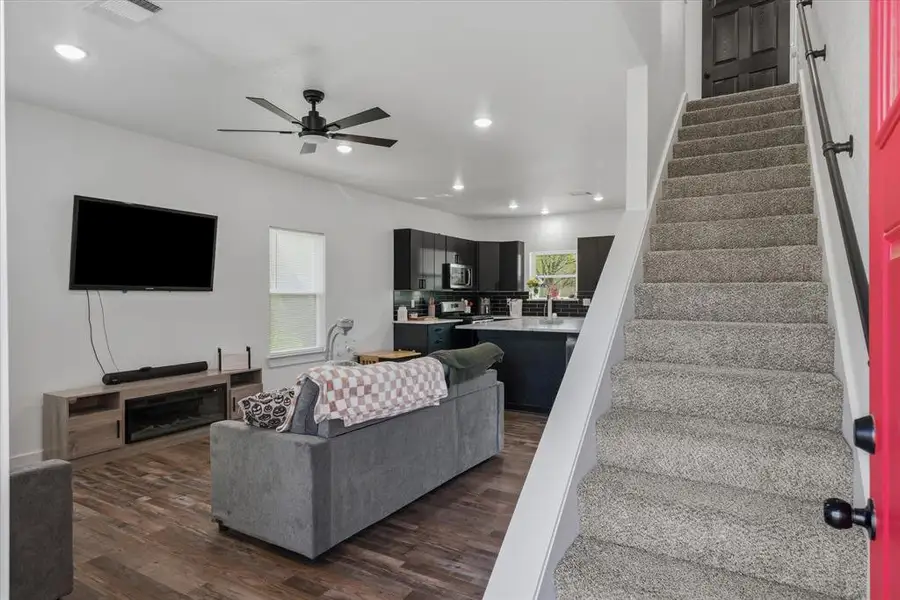 Furnished interior view inside a new home in , Grand Saline (Image 3).
