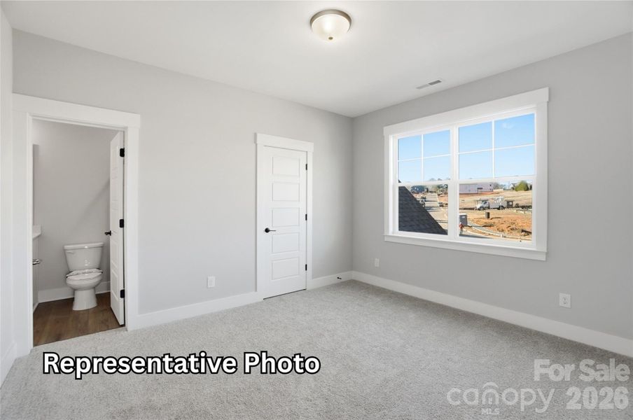 Spacious, unfurnished interior of a new home in Harmony, Harrisburg (Image 20).