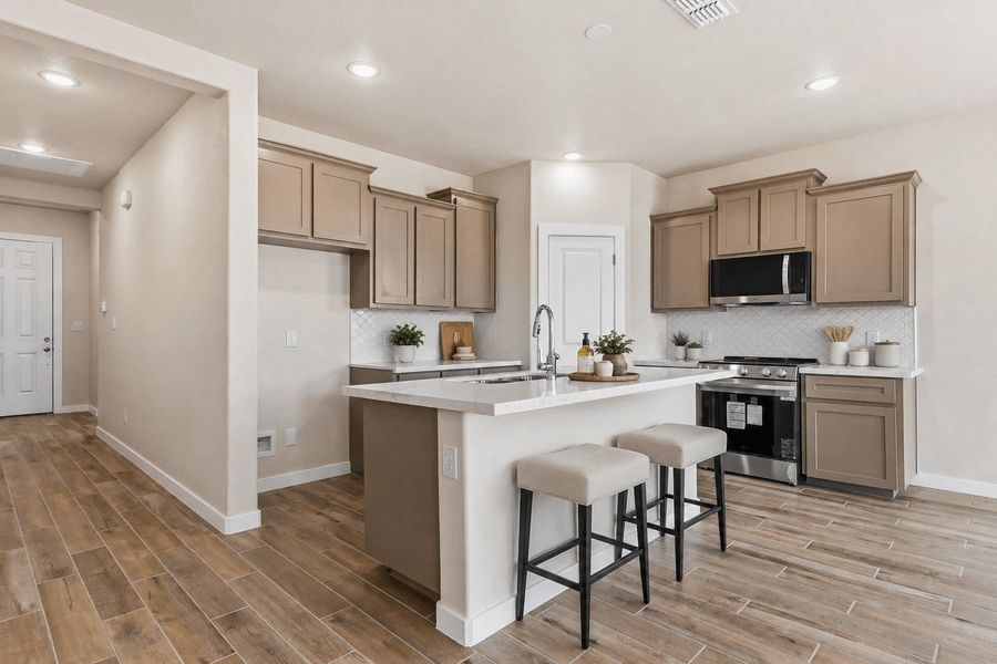 Furnished interior view inside a new home in Paloma Ranch, Harlingen (Image 3).