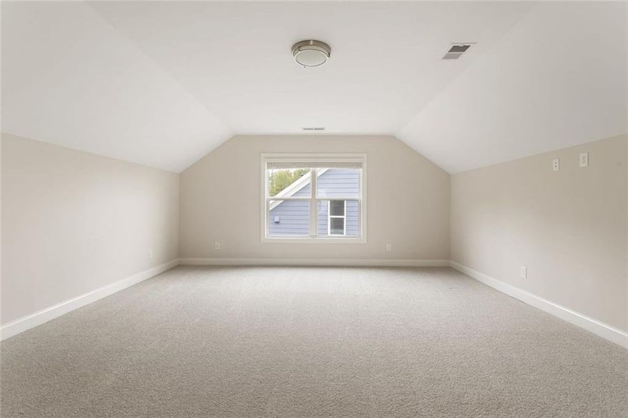 Spacious, unfurnished interior of a new home in West Highlands, Atlanta (Image 27). Spacious, unfurnished interior of a new home in West Highlands, Atlanta (Image 27).