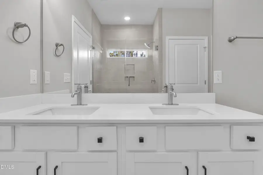 P_CST_RR_Somerset_INT_PBTH_Elevation H_L P_CST_RR_Somerset_INT_PBTH_Elevation H_L