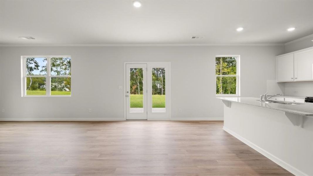 Spacious, unfurnished interior of a new home in , Union City (Image 15).