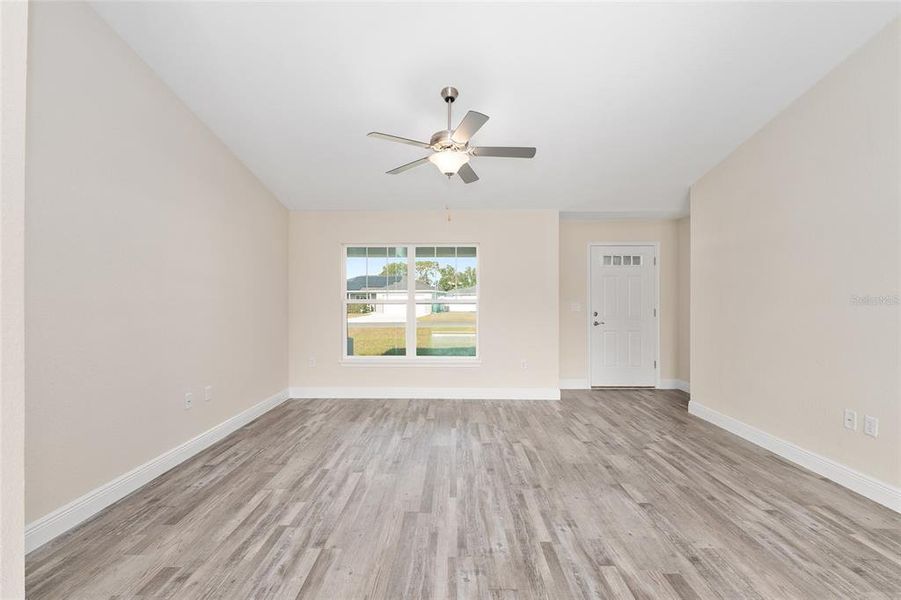 Spacious, unfurnished interior of a new home in , Ocala (Image 29).