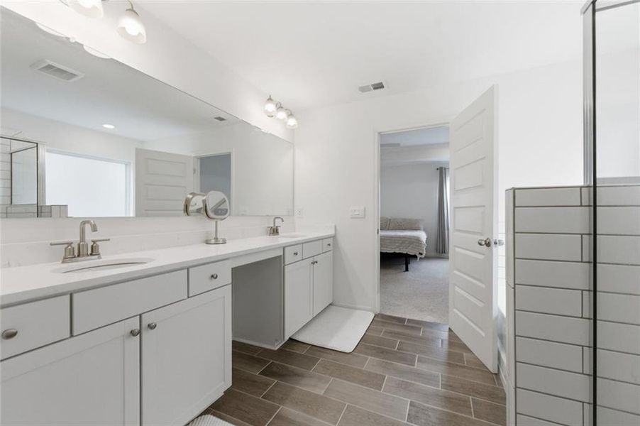 Furnished interior view inside a new home in Water Oak Estates, Lawrenceville (Image 17).