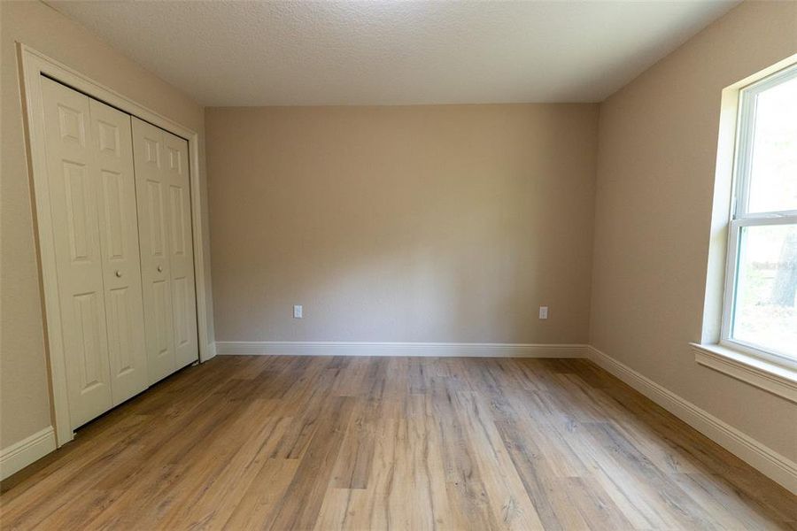 Spacious, unfurnished interior of a new home in Marion Oaks, Ocala (Image 41).