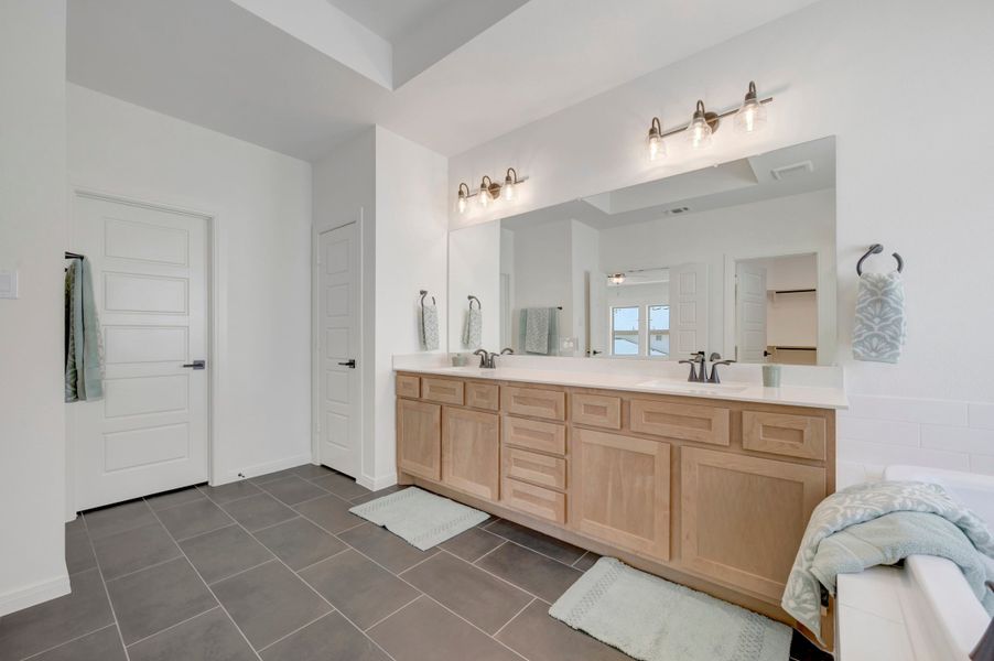 Owner's Bath Owner's Bath