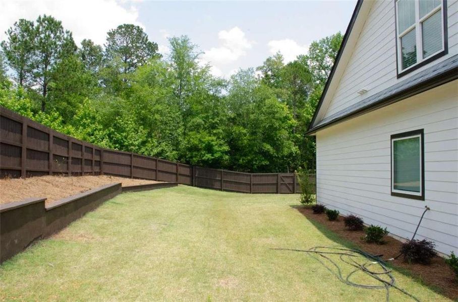 Exterior details and patio area of a home in , Mansfield (Image 27).