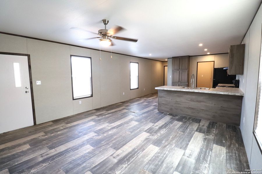 Image 17 of a home in .