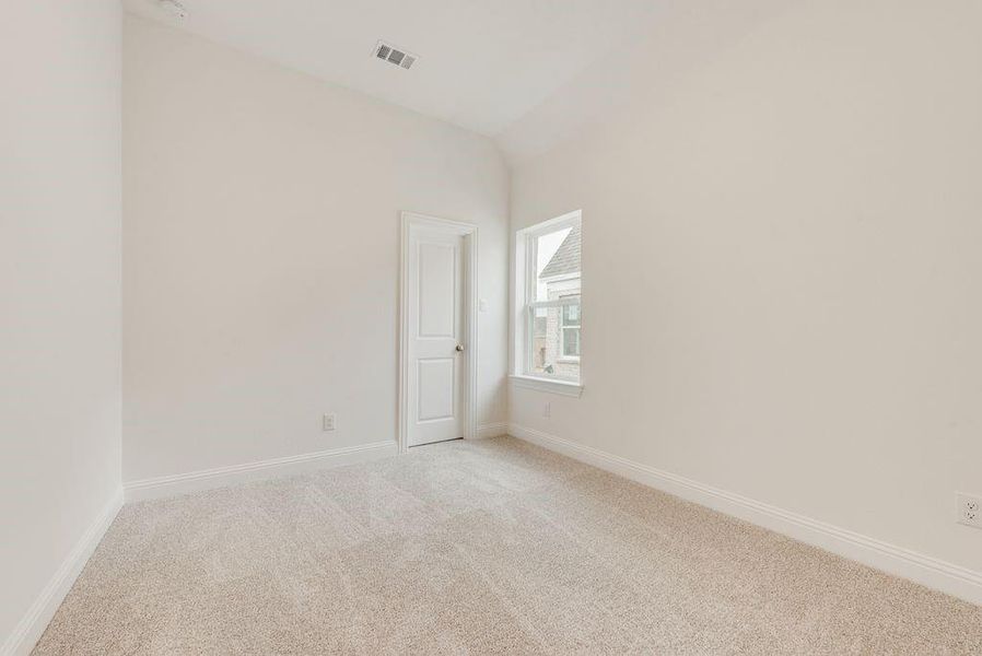 Spacious, unfurnished interior of a new home in Prairie Ridge, Midlothian (Image 26). Spacious, unfurnished interior of a new home in Prairie Ridge, Midlothian (Image 26).