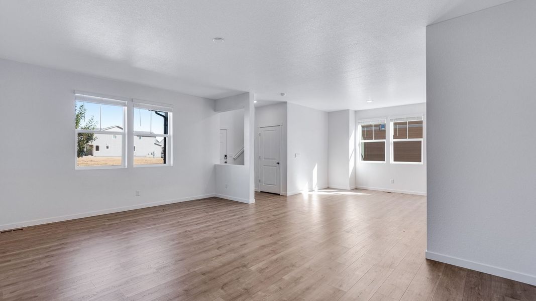 Spacious, unfurnished interior of a new home in Sky Ranch, Watkins (Image 12).