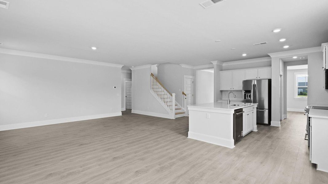 Spacious, unfurnished interior of a new home in Sheep Island, Summerville (Image 16). Spacious, unfurnished interior of a new home in Sheep Island, Summerville (Image 16).