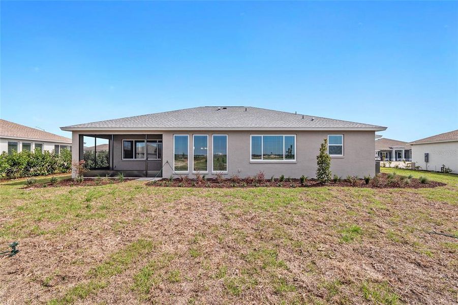 Exterior details and patio area of a home in , Ocala (Image 30).