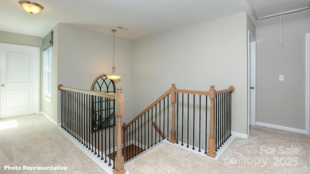 Image 28 of a home in Sylvan Creek.