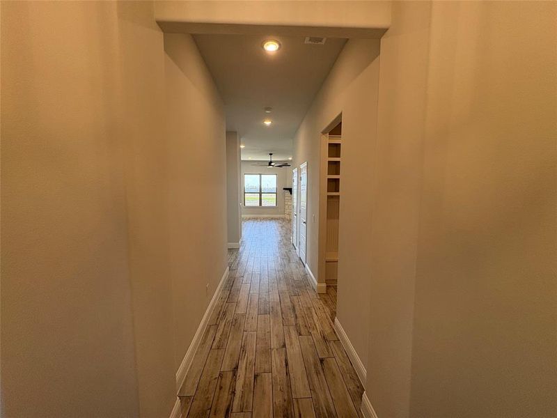 Spacious, unfurnished interior of a new home in , Lowry Crossing (Image 11).