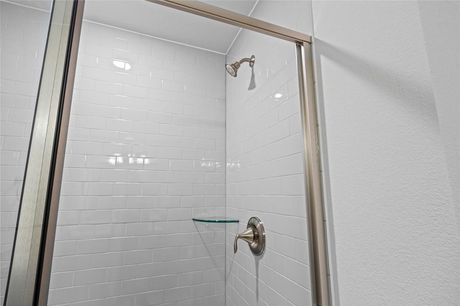 Image 11 of a home in Grand Oaks Reserve. Image 11 of a home in Grand Oaks Reserve.