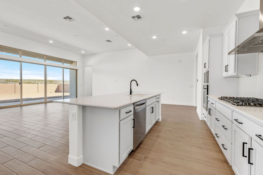 Furnished interior view inside a new home in Mountain View Ranch, Vail (Image 7).