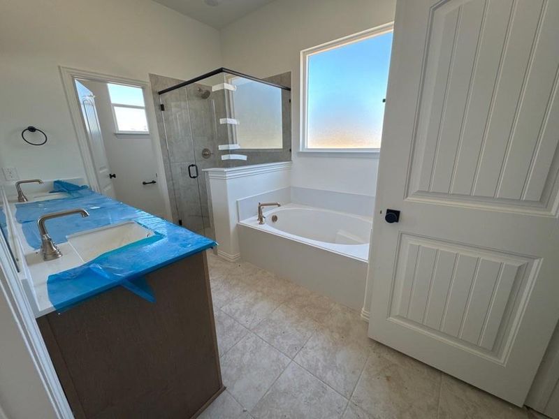 Image 10 of a home in Oak Grove Addition.