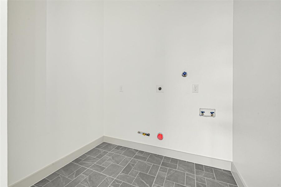 Spacious, unfurnished interior of a new home in , Houston (Image 37). Spacious, unfurnished interior of a new home in , Houston (Image 37).