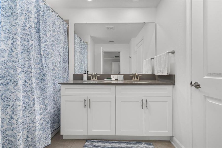 Furnished interior view inside a new home in Storey Lake: Vacation Townhomes, Kissimmee (Image 14). Furnished interior view inside a new home in Storey Lake: Vacation Townhomes, Kissimmee (Image 14).