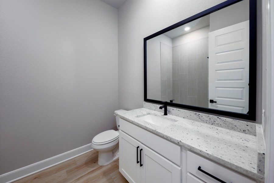 Furnished interior view inside a new home in , Iowa Colony (Image 9). Furnished interior view inside a new home in , Iowa Colony (Image 9).