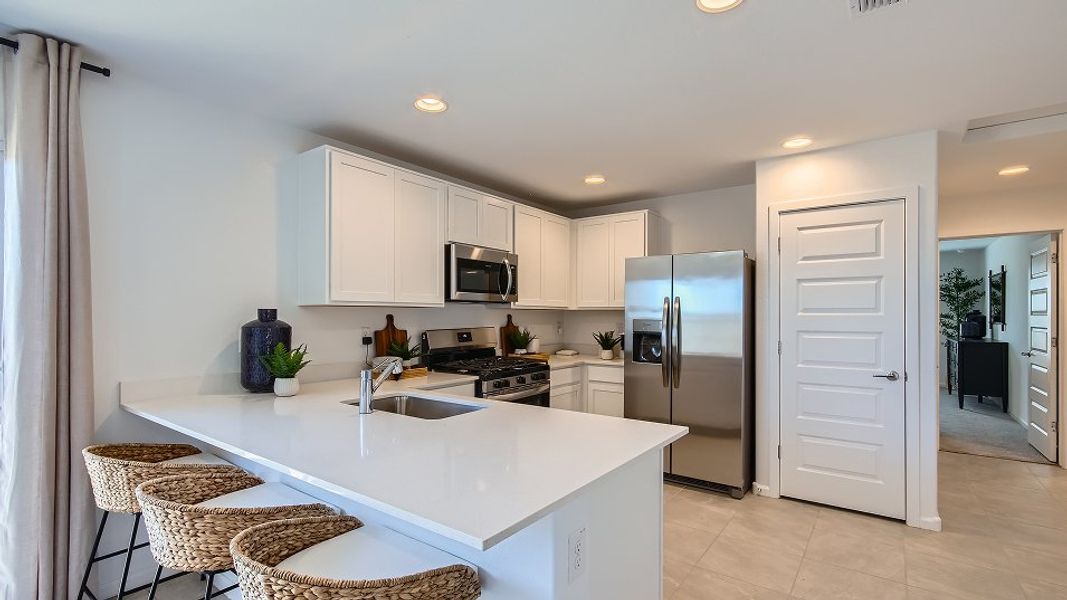 2566 Lily Kitchen 1of3 F1