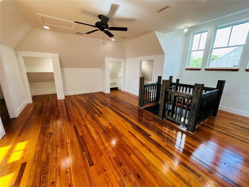 Spacious, unfurnished interior of a new home in , Gainesville (Image 29).