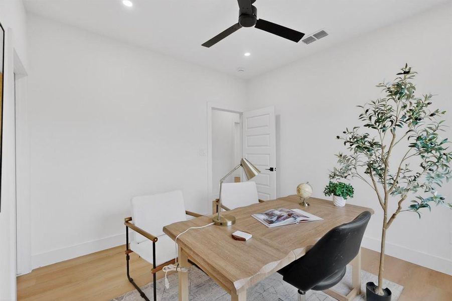 Furnished interior view inside a new home in , Dallas (Image 15).