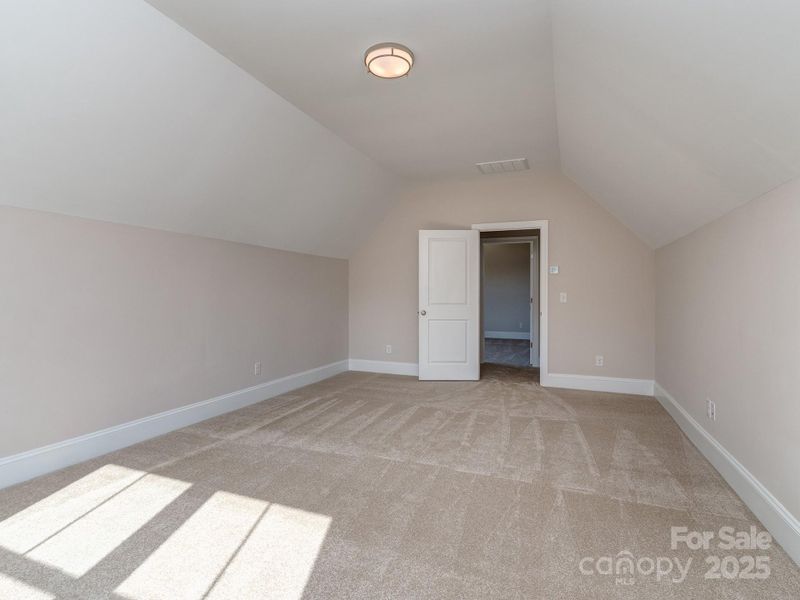Spacious, unfurnished interior of a new home in , Clover (Image 19).