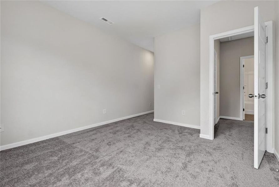 Spacious, unfurnished interior of a new home in Laurel Creek, Calhoun (Image 24). Spacious, unfurnished interior of a new home in Laurel Creek, Calhoun (Image 24).