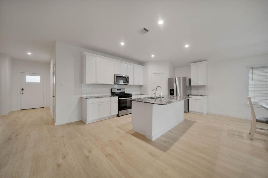 Furnished interior view inside a new home in Sorrento, Richmond (Image 9).