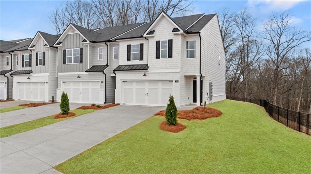 Image 50 of a home in Echo Glen. Image 50 of a home in Echo Glen.