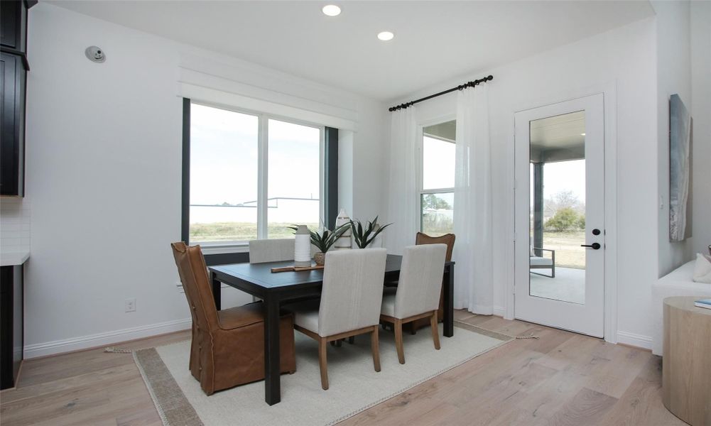 Model home photos of similar floorplans, not pictures of actual home. Model home photos of similar floorplans, not pictures of actual home.